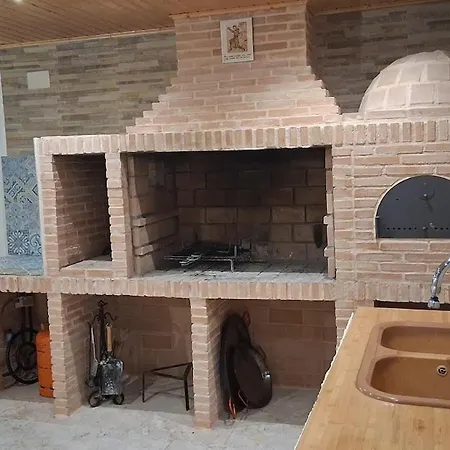 E L C H O R R O Aire Acondicionado Bar Privado Barbacoa Amplios Patios Holiday home
