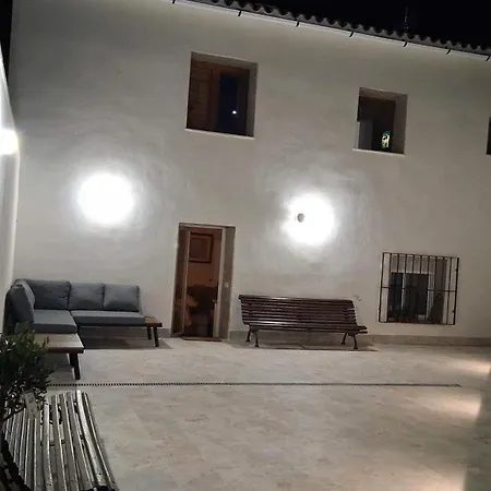 Holiday home E L C H O R R O Aire Acondicionado Bar Privado Barbacoa Amplios Patios *